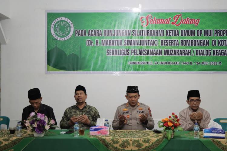 Kapolres Nias silahturahmi ke Kantor MUI Kota Gunungsitoli