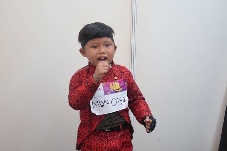 Bocah 8 Tahun Hingga Warga Riau Ikut Audisi KDI Hari Kedua di Medan