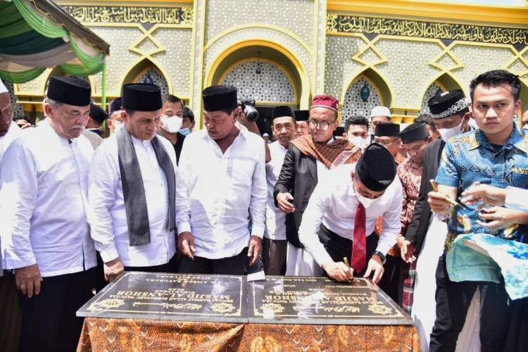Gelar Peresmian Masjid Al-Anshor, Edy Rahmayadi : Semoga Keberkahan Bagi Umat Muslim Sekitar