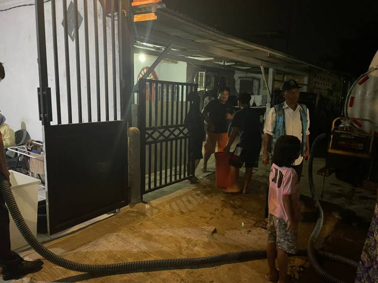 Sikapi Kecilnya Debit Air, Perumda Tirtanadi Jalankan  Truk Tangki Keliling