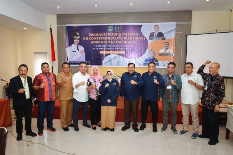Wartawan Dituntut Berkompeten,  Berintegritas dan Profesional