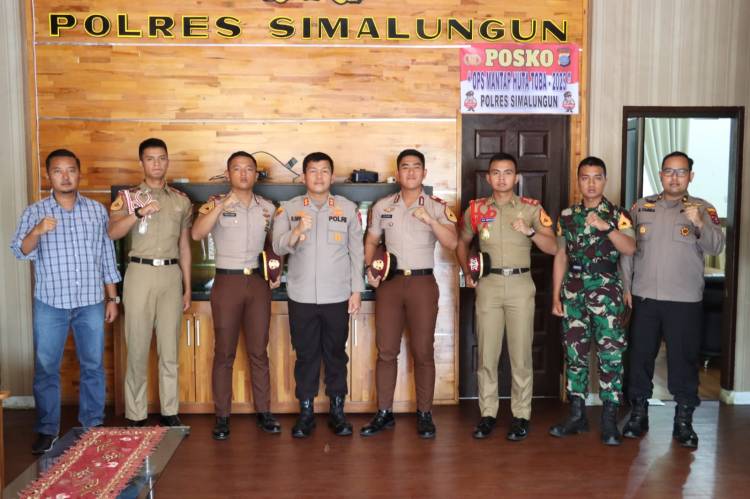 Kapolres Simalungun Terima Kunjungan  Taruna AKPOL dan AKMIL,  Inspirasi Bagi Generasi Muda