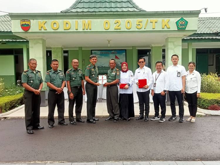 Kodim 0205/TK Terima Sertifikat Tanah Koramil 03/Berastagi Dari Kantor BPN Kab. Karo
