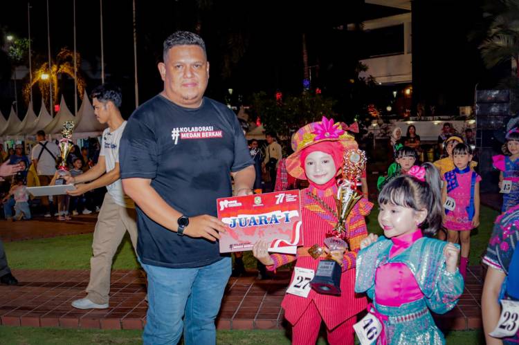 Beranda Kreatif di Halaman Kantor Wali Kota Meriah, Casual Ethnic Festival Pukau Pengunjung.
