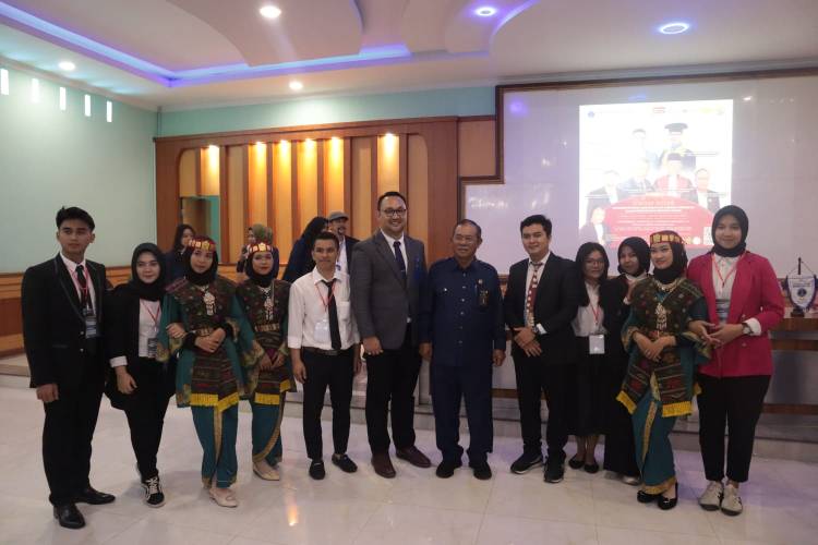 Seminar Hukum Bertajuk, "Eksekusi Putusan Arbitrase Oleh Lembaga Peradilan Dalam Penyelesaian Sengketa Bisnis