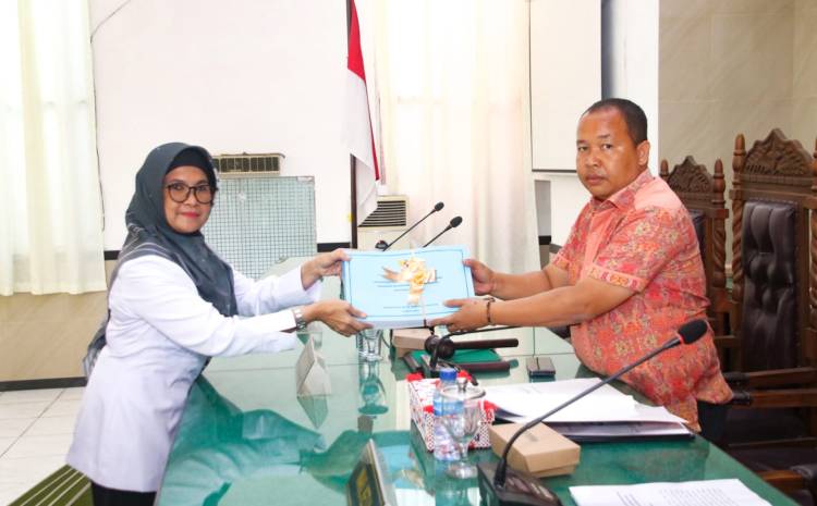 Rapat Paripurna III DPRD Pematang Siantar, Walikota Sampaikan Laporan Ranperda Pertanggungjawaban APBD TA 2022
