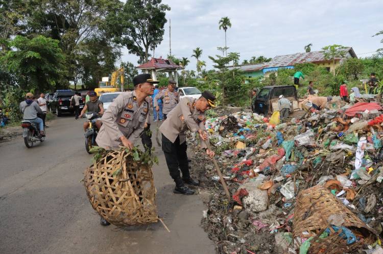 Kapolres Siantar ; Kebersihan adalah Sebagian dari Iman