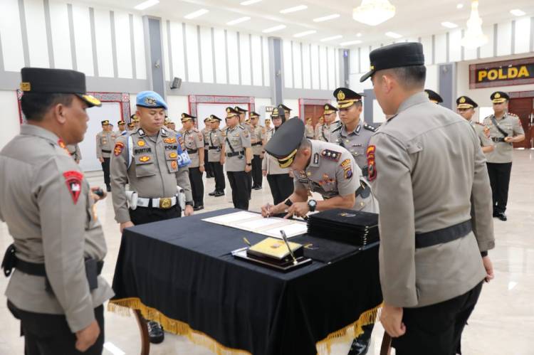 Kapolres Baru Pematang Siantar, Mantan Kasat Reskrim Polres Metro Jaya Depok