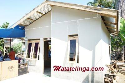 Plt.Bupati Langkat H.Syah Afandin SH Serahkan  Bantuan Bedah Rumah Dan Kursi Roda Dari Baznas