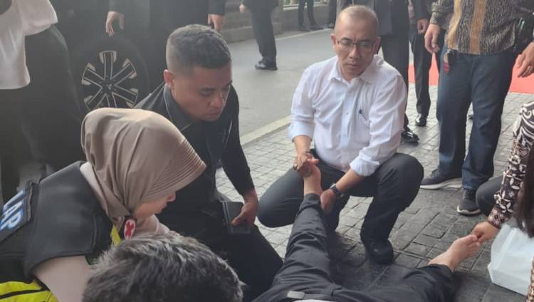 Menghadiri HUT Polri, Ketua Bawaslu RI Tiba Tiba Pingsan