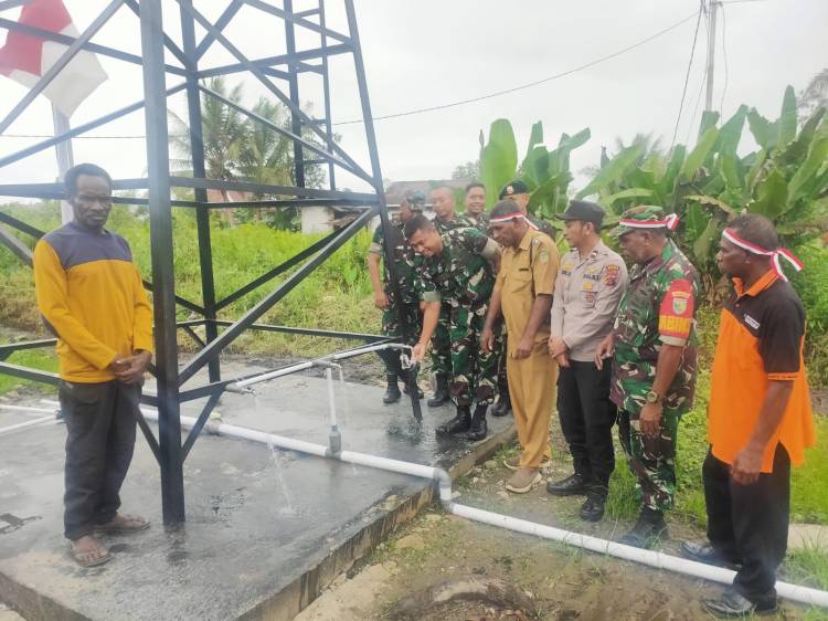 Peresmian Penggunaan Fasilitas Air Bersih Program TNI AD Manunggal Air Melalui Vicon dengan Kasad