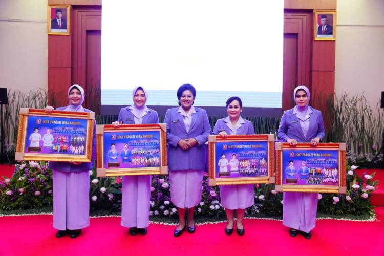 Ny. Vero Yudo Margono : IKKT PWA Bagian Tidak Terpisahkan Dari Organisasi TNI