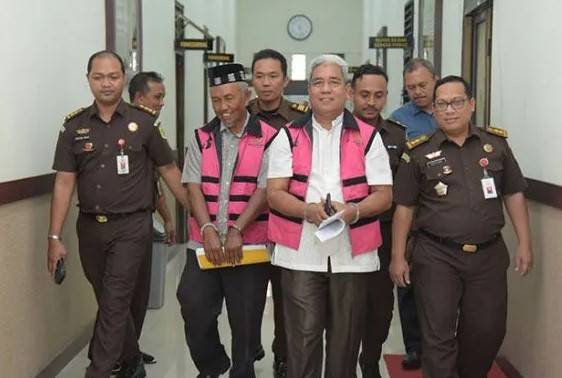 Program Peramajaan Sawit Berujng ke Terali Besi
