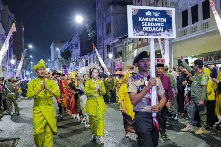 Meriah, Pawai Budaya Colorful Medan Night Carnival Tampilkan Pesona Keragaman Budaya di Kota Medan
