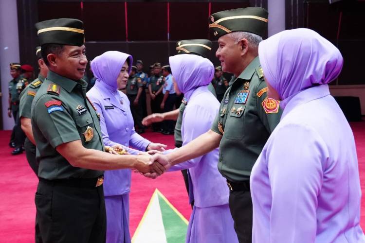 Panglima TNI Pimpin Sertijab Asintel Panglima TNI