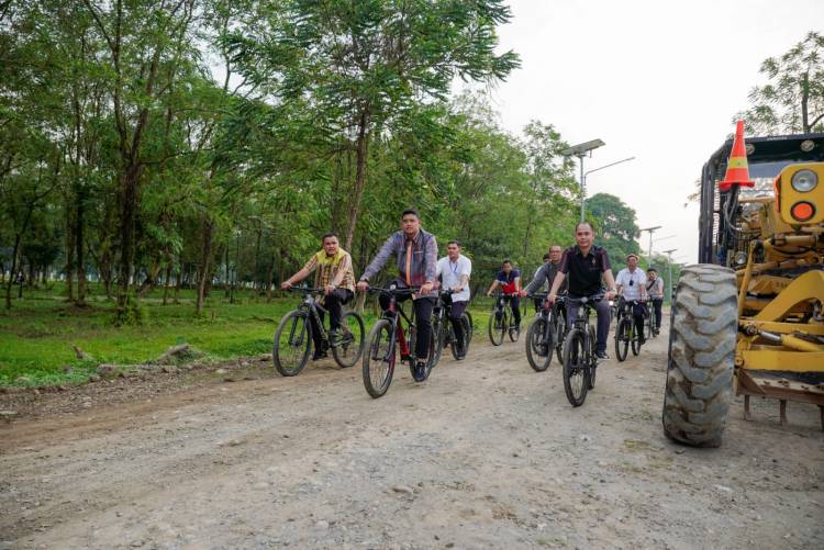Tinjau Progres Revitalisasi Taman Cadika, Bobby Nasution: Ini Untuk Masyarakat, Non APBD