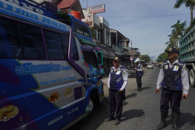 Tertibkan Pool Bus di Jalan Jamin Ginting, Dishub Medan Ubah Rute AKAP/AKDP