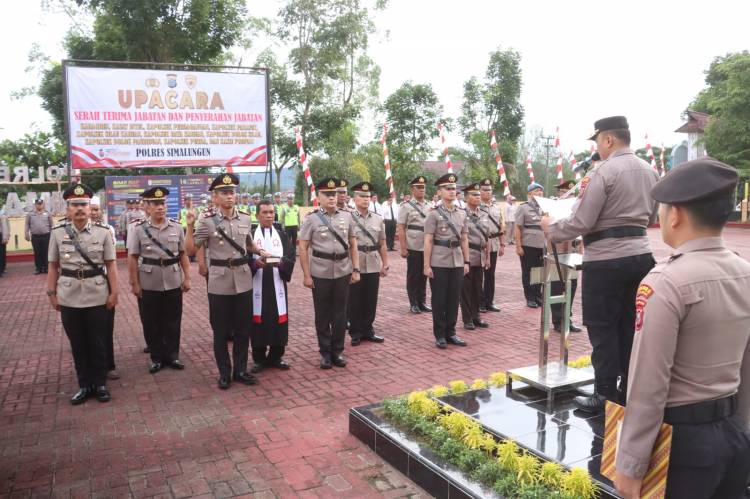 Upacara Serah Terima Jabatan di Polres Simalungun, Kapolres Tekankan Dedikasi dan Integritas