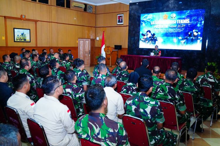 Tingkatkan Profesionalisme Penerangan, Puspen TNI Gelar Latfungnispen TA 2024