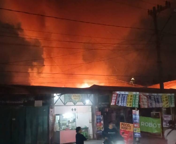 Warga Jalan Bom Helvetia Geger Kebakaran
