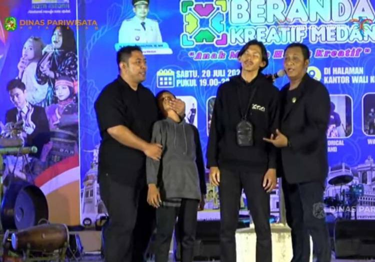 Branda Kreatif Kota Medan Hadirkan Hypnostage: Aksi Glass Walking, Jumping Glass dan Edukasi Hypnosis dalam Kejahatan