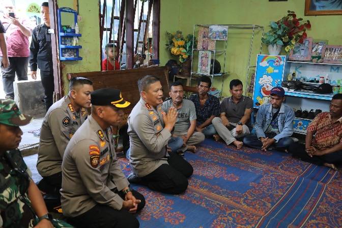 Tangkap 2 Pelaku Pembakaran, Kapolda Sumut: Saya Tepati Janji kepada Keluarga Sempurna Pasaribu