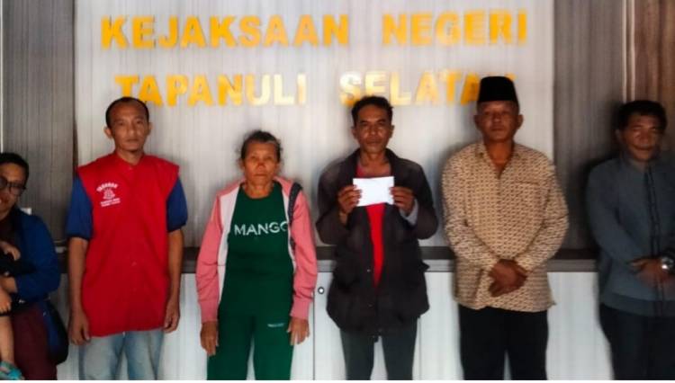 Kejari Tapsel Hentikan Penuntutan Perkara Penadah dengan Pendekatan Keadilan Restoratif