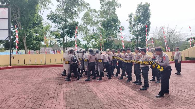 Menjelang Pemilukada Serentak, Personil Polres Simalungun Semangat Melaksanakan Latihan Dalmas untuk Persiapan