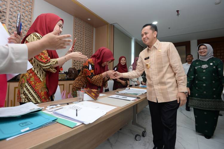 Tingkatkan Pelayanan Kesehatan Masyarakat, Pj Gubernur Agus Fatoni Terus Dorong RSUD di Sumut Menuju BLUD*