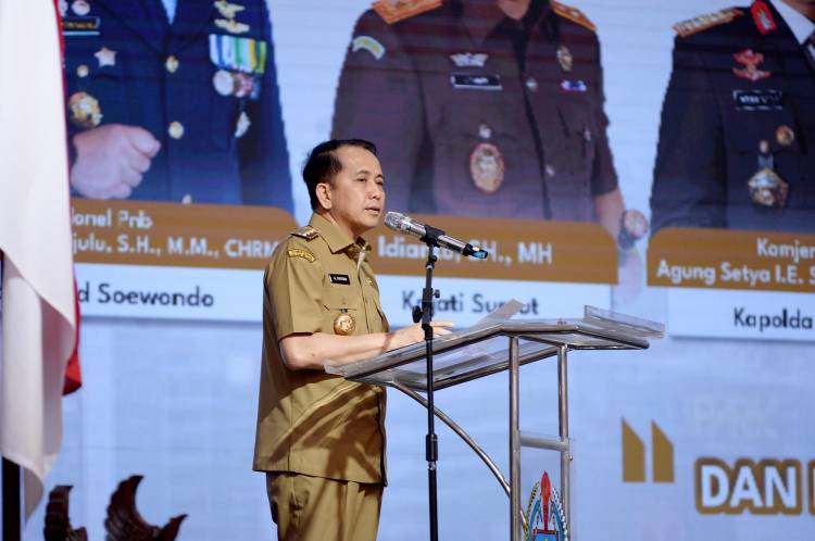 Pj Gubernur Agus Fatoni Canangkan Gerakan Pembangunan Serentak se-Sumut