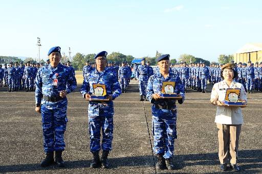 Danlanud Sultan Hasanuddin Berikan Penghargaan Kepada Prajuritnya Yang Berhasil Harumkan Nama Satuan