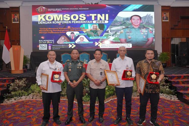 Komunikasi Sosial TNI Dengan Komponen Pemerintah di Wilayah Kaltim
