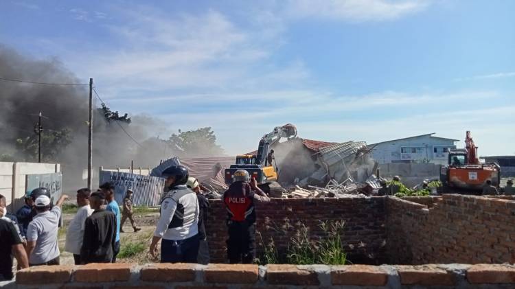 25 Bangunan Ilegal di Sampali Dirubuhkan Pemkab Deliserdang
