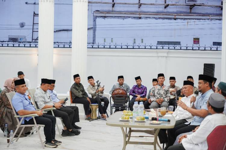 Bobby Nasution Buka Peluang Selebarnya  Alumni Timur Tengah Bantu Pembangunan Kota