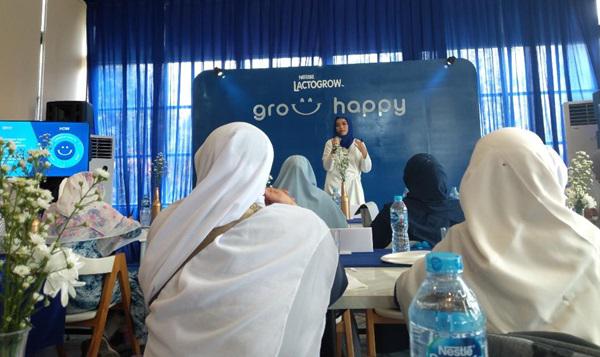 Kecil Bahagia, Pondasi Bagus Untuk Masa Depan Anak