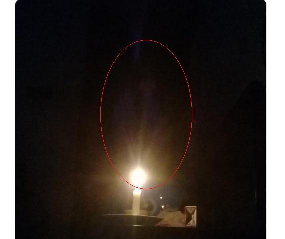 Viral, Saat Mati Lampu, Hantu di Rumah Perempuan Ini Menampakkan Wujudnya dan Gegerkan Warga Net