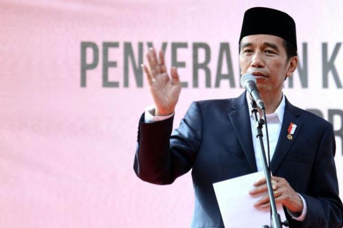 Jokowi Datangi Kantor PLN Pagi Ini