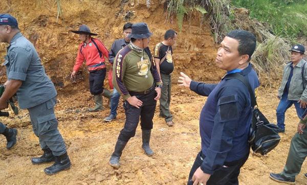 Pembukaan Jalan di Kawasan Hutan Lindung di Habinsaran Menuai Masalah