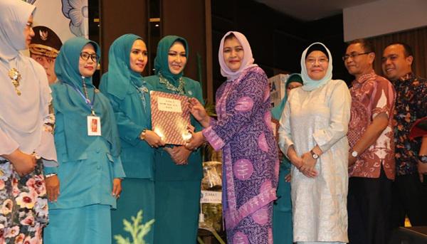 TP PKK Kota Medan Nyaris Borong Seluruh Piala Lomba Jambore PKK 2019 