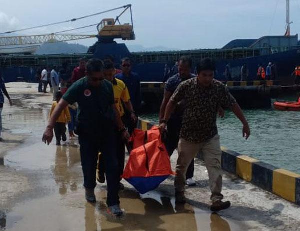 Gelombang Air Laut Aceh Selatan, Seret Dua Mahasiswa USU