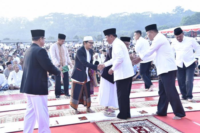 Panglima TNI Shalat Idul Adha 1440 H Bersama Ribuan Prajurit