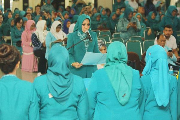 Ketua TP PKK Kecamatan dan Bunda PAUD Se-Kota Medan Dikukuhkan