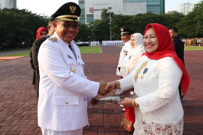 9 ASN Pemko Medan Terima Penghargaan Satya Lencana Karya Satya Dari Presiden