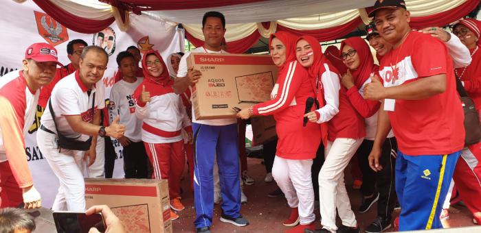 Meriahkan HUT RI, PIP  Gelar Gerak Jalan Santai