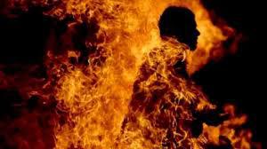Saat Amankan Demo, 4 Polisi Terbakar