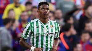 Barcelona Resmi Datangkan Junior Firpo