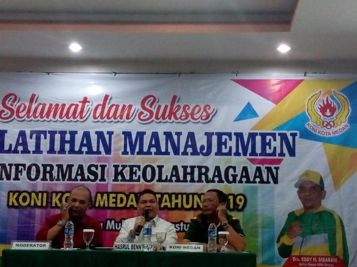 Ketua KONI Medan Buka Pelatihan Informasi Keolahragaan