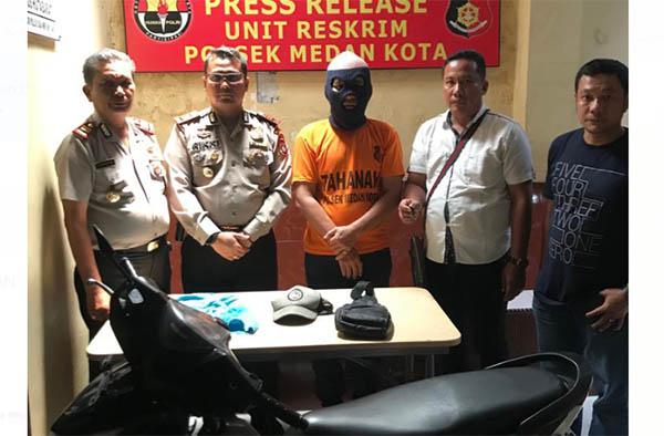 Terekam CCTV, Pria Ini Diciduk Tim Pegasus Polsek Medan Kota 