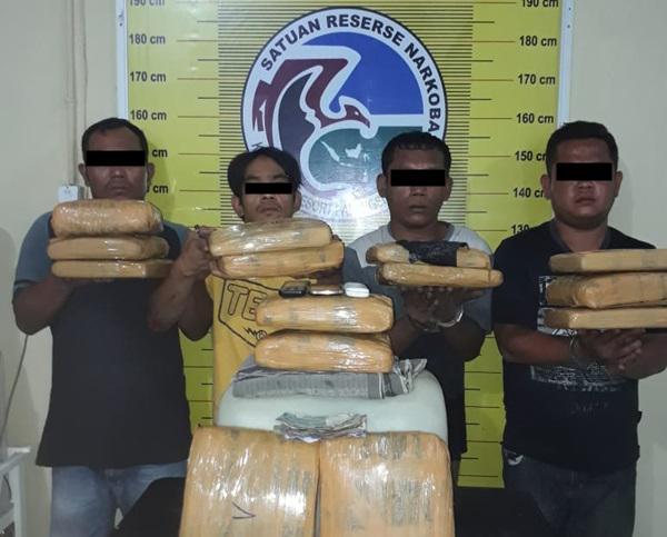 Polres Padangsidimpuan Gagalkan Peredaran 15 Kg Ganja