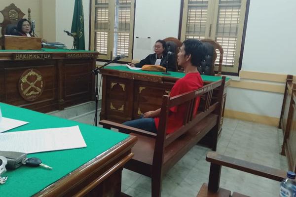 Jadi Kurir Ekstasi, Dede Dituntut 11 Tahun Penjara